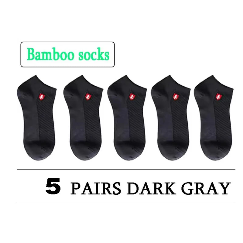 5 pairs of dark gray bamboo socks, soft and breathable, ideal for everyday wear.