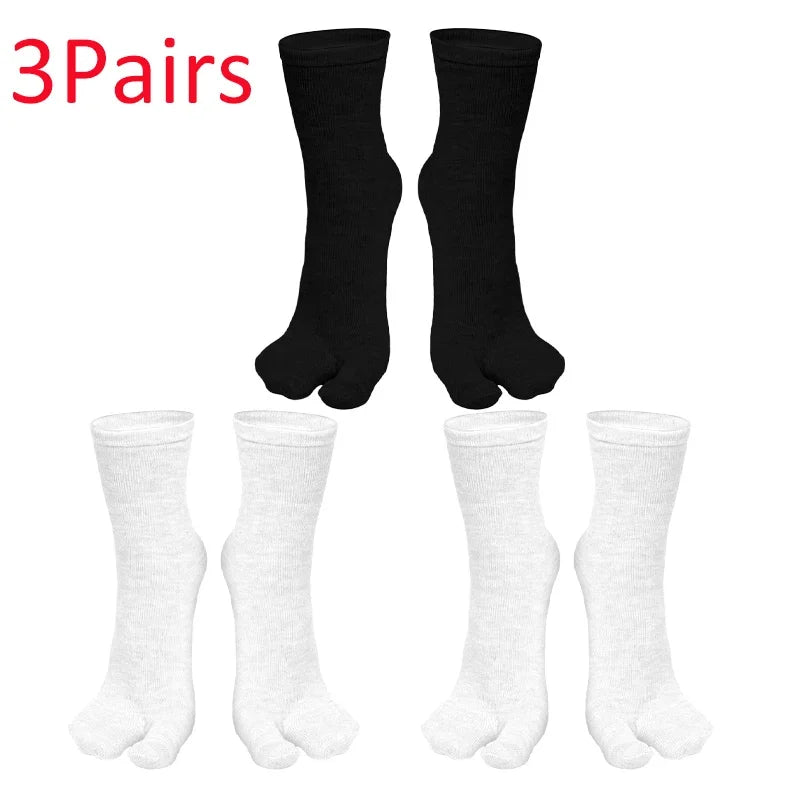 3 pairs of comfortable ankle socks in black and white, perfect for everyday wear.